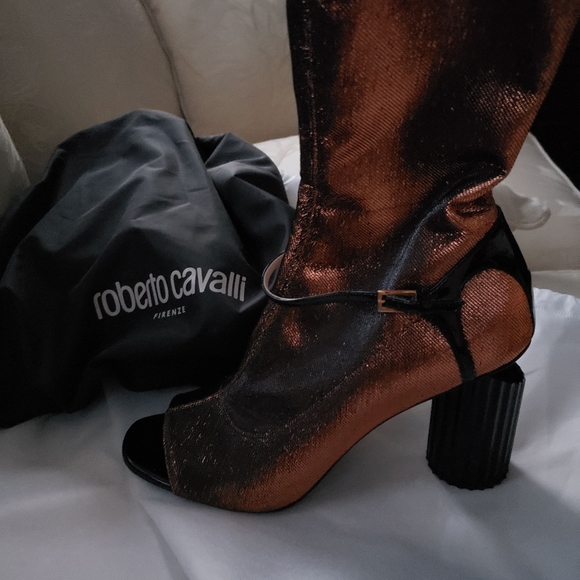 Designer Roberto Cavalli woven peep toe ankle boot - Picture 4 of 7